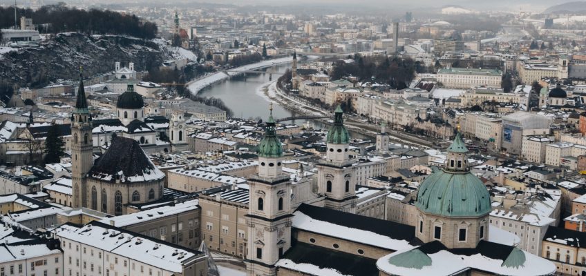 Vista desde arriba. Salzburgo en un dia