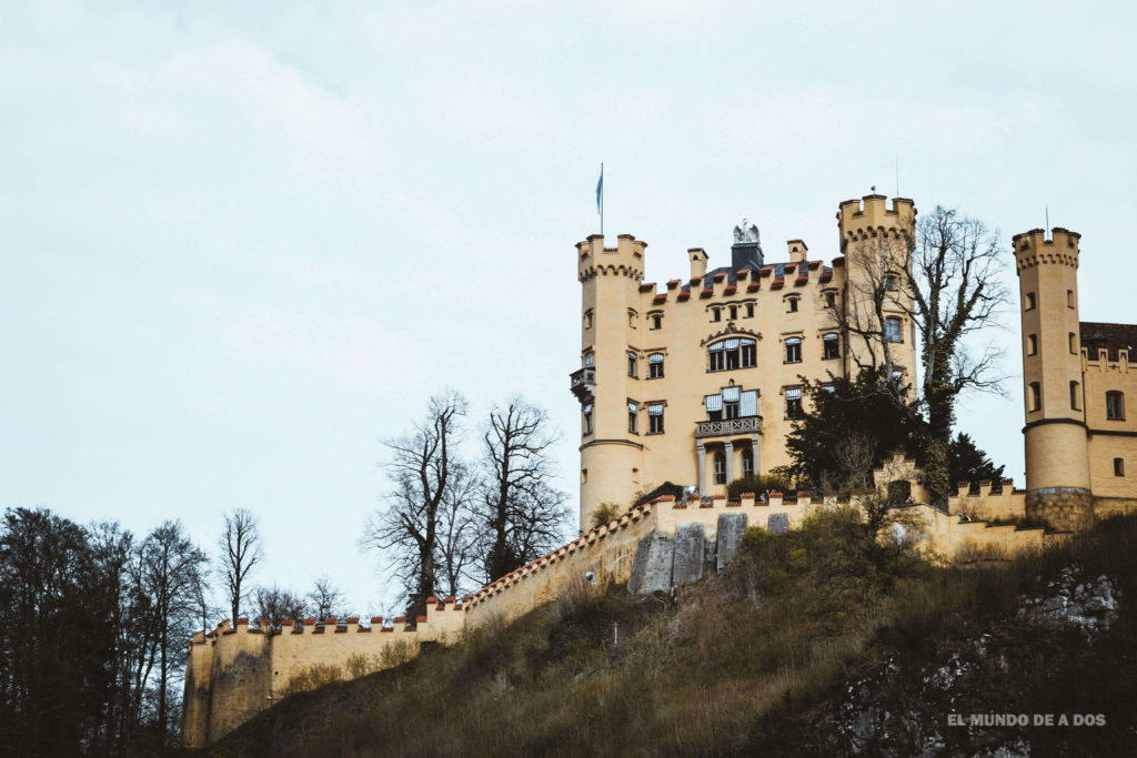 El castillo Hohenschwangau. Neuschwanstein, castillo del rey loco